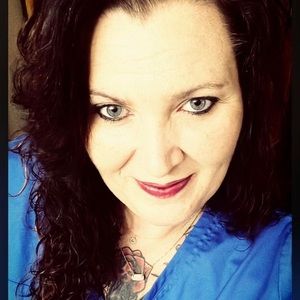 Meet your Posher, Carolyn